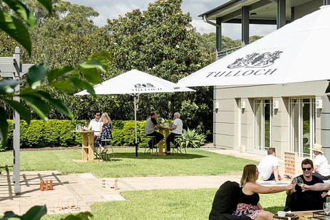 Tulloch Wines - Wine Tasting Paired With Local Handmade Chocolates - Nambucca Heads Accommodation 6