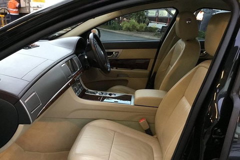 Jaguar Limousine Transfer Cairns Airport To City Or Return - Nambucca Heads Accommodation 7