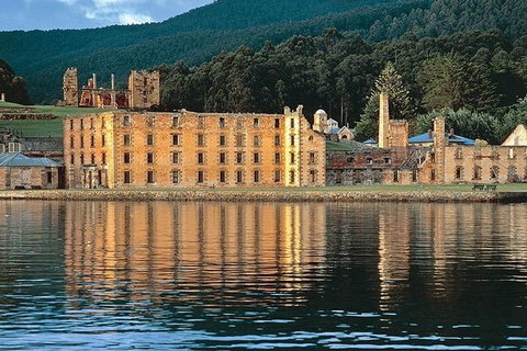 Highlights Of Tasmania Premium Small Group 7 Days Touring Package - Nambucca Heads Accommodation 2