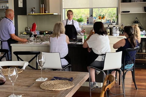 In House Dining Cooking Class With Chef Jacqui Selleck - Nambucca Heads Accommodation 18