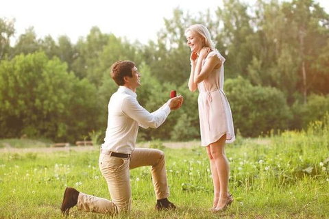 Romance Aircraft Flight + Scenic Tour + 3 Course Lunch + Beer Tasting + Hamper - Nambucca Heads Accommodation 2