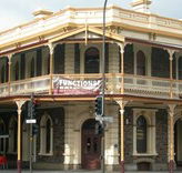 Cathedral Hotel - Nambucca Heads Accommodation