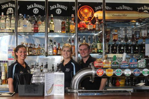 PAUL'S SEAFOOD ON GOUGER - Nambucca Heads Accommodation 2