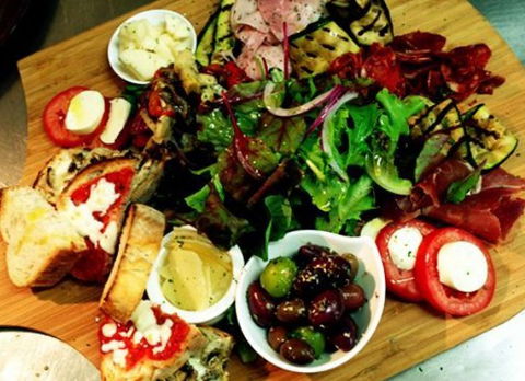 Arriva Pizzeria & Ristorante Italiano - Nambucca Heads Accommodation 0