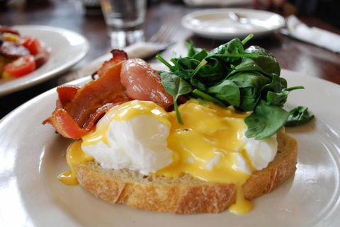 AM Grill - Nambucca Heads Accommodation 3