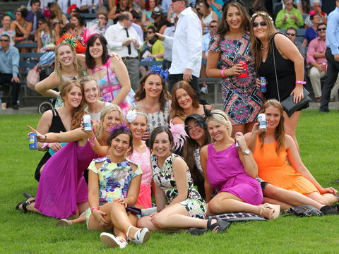 Albury Racing Club Boxing Day Races - Nambucca Heads Accommodation 2