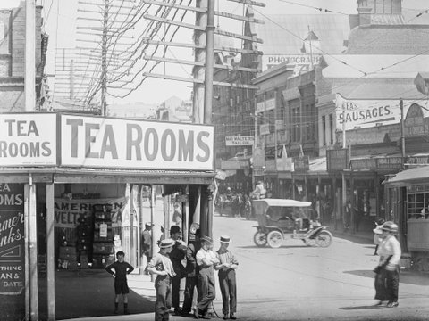 Perth: An Accidental History - Nambucca Heads Accommodation 0