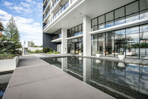 Ultra Broadbeach - Nambucca Heads Accommodation 0