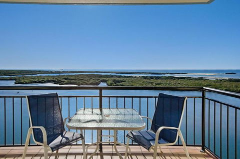 Banyandah Towers - Nambucca Heads Accommodation 2