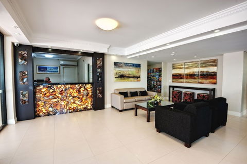 ULTIQA Beach Haven At Broadbeach - Nambucca Heads Accommodation 0