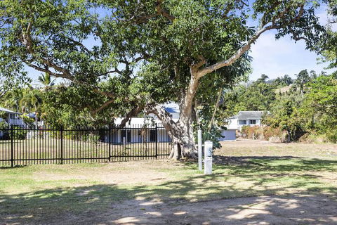 Tasman Holiday Parks - Airlie Beach - Nambucca Heads Accommodation 3