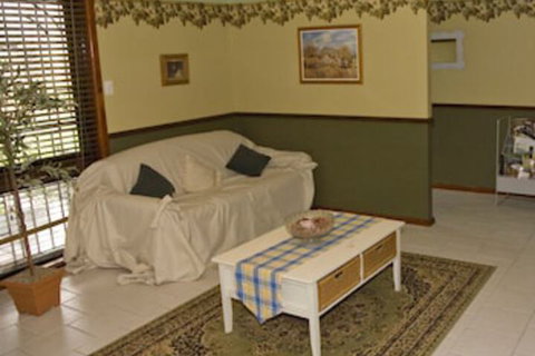 Talga Vines Vineyard Escape - Nambucca Heads Accommodation 6