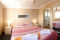 Shaz Maisons Apartments - Nambucca Heads Accommodation 2