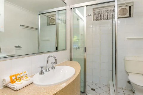 Tradewinds McLeod Holiday Apartments - Nambucca Heads Accommodation 7