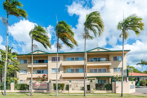 Tradewinds McLeod Holiday Apartments - Nambucca Heads Accommodation 2