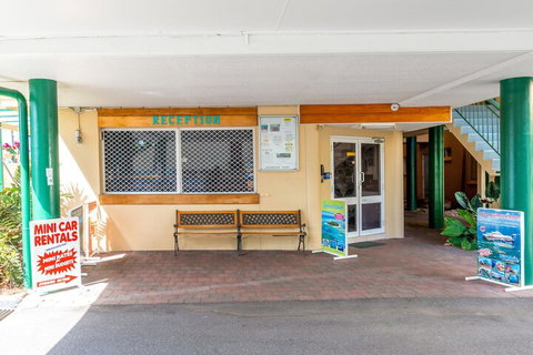 Tradewinds McLeod Holiday Apartments - Nambucca Heads Accommodation 4