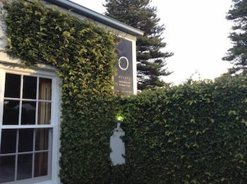 Oscars Waterfront Boutique Hotel - Nambucca Heads Accommodation 1