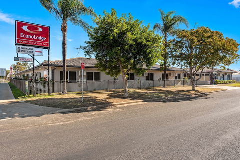 Econo Lodge Moree Spa Motor Inn - Nambucca Heads Accommodation 0