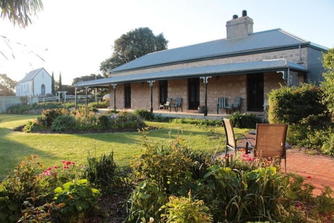 Robe House - Nambucca Heads Accommodation 0