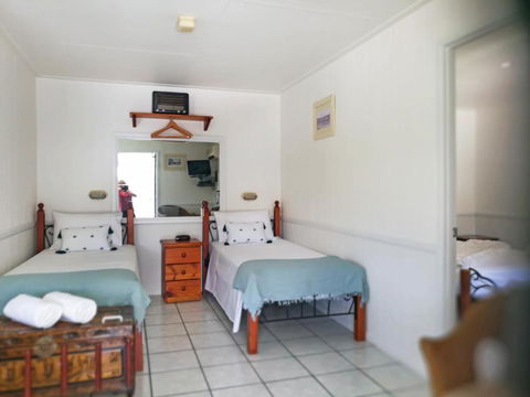Chillagoe Cabins & Tours - Nambucca Heads Accommodation 4