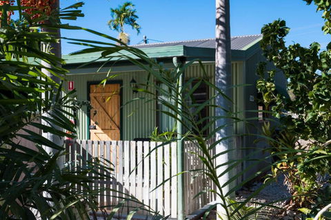 Chillagoe Cabins & Tours - Nambucca Heads Accommodation 1