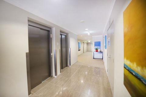 Gladstone City Central Apartment Hotel - Nambucca Heads Accommodation 1