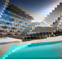Honeysuckle Executive Apartments - Nambucca Heads Accommodation