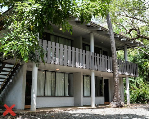 Base Airlie Beach Resort - Nambucca Heads Accommodation 2