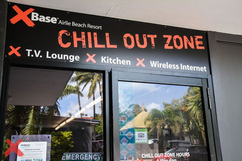 Base Airlie Beach Resort - Nambucca Heads Accommodation 1