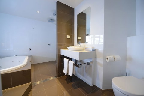 Rydges Adelaide - Nambucca Heads Accommodation 6