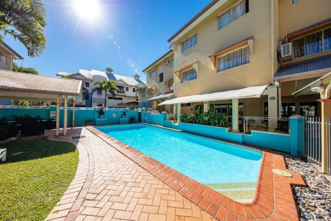Cairns Queens Court - Nambucca Heads Accommodation 4