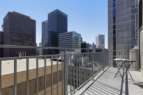 Oaks Melbourne On Collins Hotel - Nambucca Heads Accommodation 0