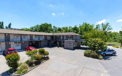 Forrest Hotel And Apartments - Nambucca Heads Accommodation 0