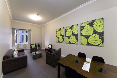 Mansions On Pulteney - Nambucca Heads Accommodation 4