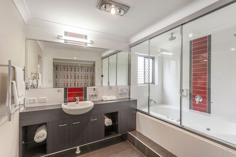 Platinum International - Nambucca Heads Accommodation 3