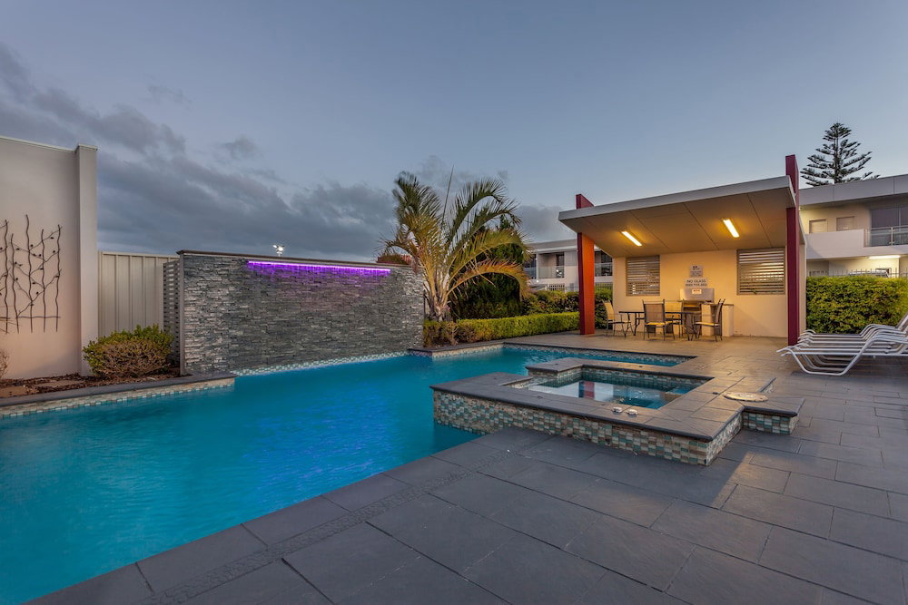 Harristown QLD Nambucca Heads Accommodation