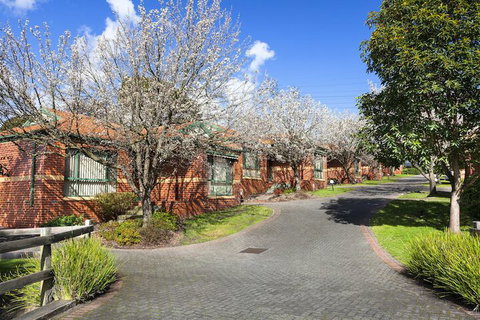 Mount Waverley Townhouses - Nambucca Heads Accommodation 1
