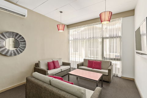 Adelaide Paringa - Nambucca Heads Accommodation 1