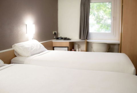 Ibis Newcastle - Nambucca Heads Accommodation 4