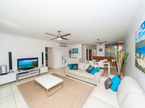 Hamilton Island Holiday Homes - Nambucca Heads Accommodation 6