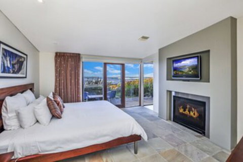 Hearns Beachside Villa 4 - Nambucca Heads Accommodation 0