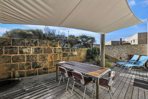 Hearns Beachside Villa 4 - Nambucca Heads Accommodation 5