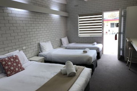 Wattle Motel - Nambucca Heads Accommodation 0