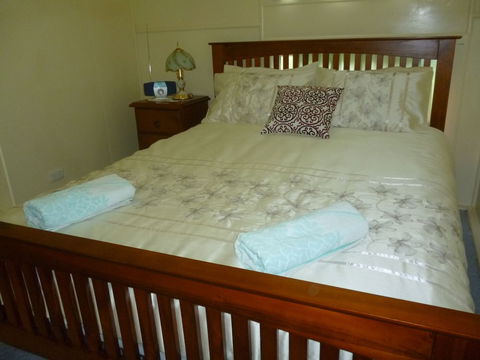 Christmas Creek Cafe & Cabins - Nambucca Heads Accommodation 5