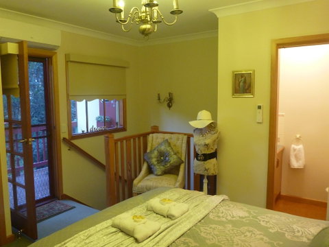 Mountain Lodge - Nambucca Heads Accommodation 3