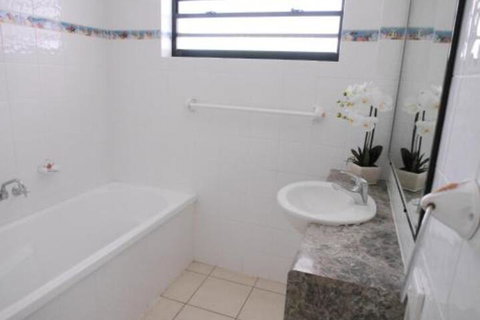Cylinder Beach Mooloomba Unit 3 - Nambucca Heads Accommodation 3