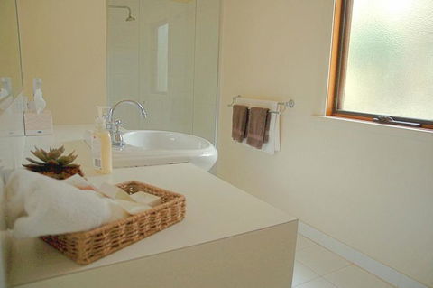 Cedarwood Cottage - Nambucca Heads Accommodation 1