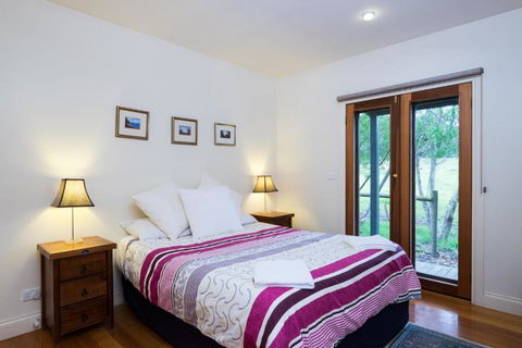 Cedarwood Cottage - Nambucca Heads Accommodation 6