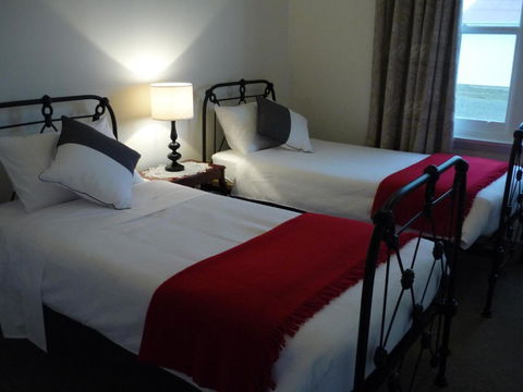 Little Sunnyside Accommodation - Nambucca Heads Accommodation 6