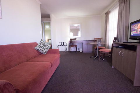 Old Willyama Motor Inn - Nambucca Heads Accommodation 1